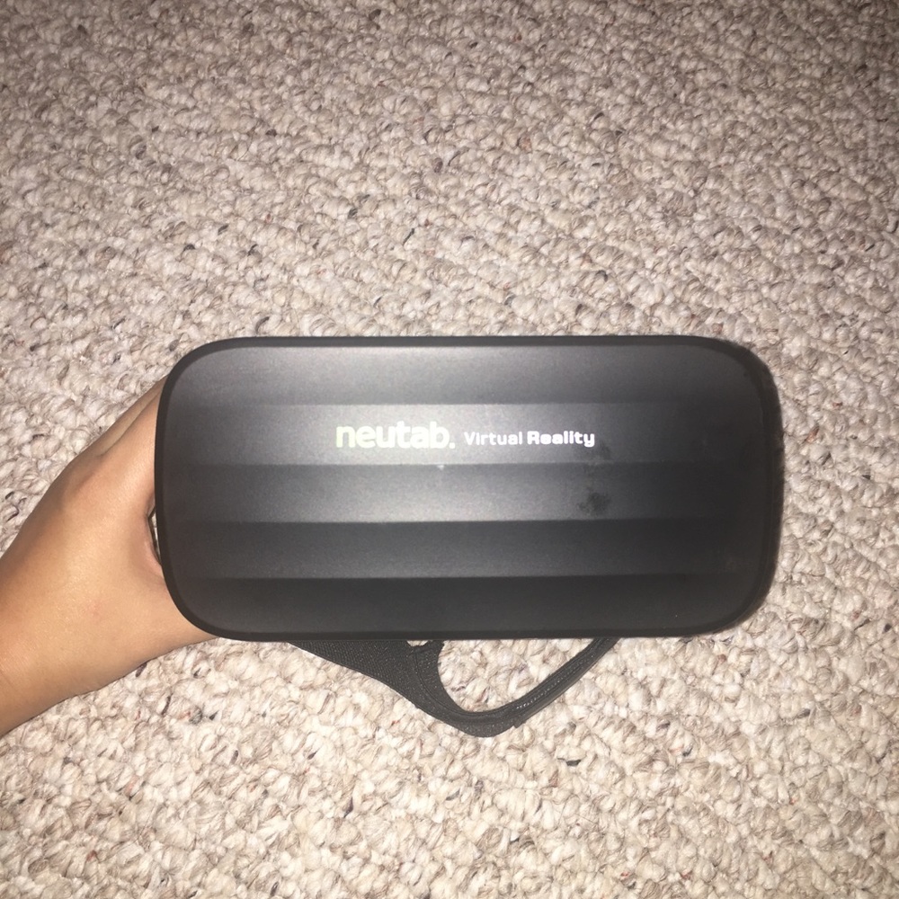 VR goggles for phone games